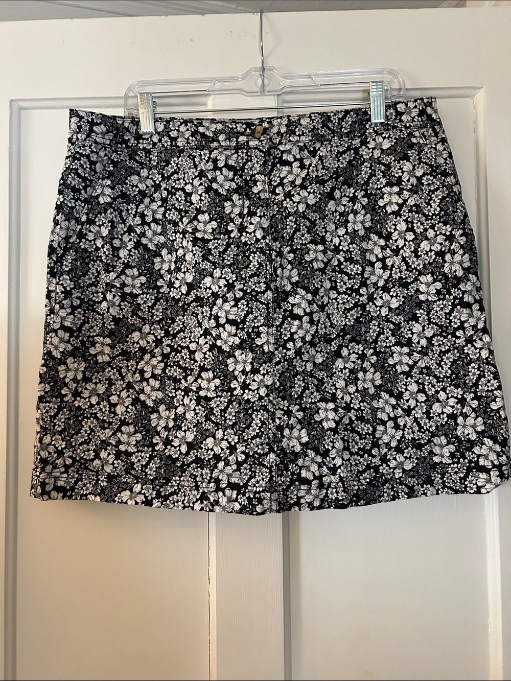 Black and White Floral Skort
